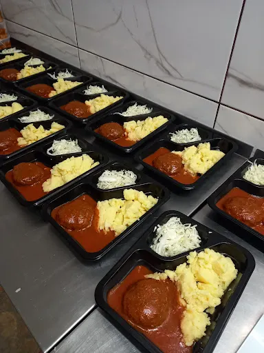 Pick Up Here Smart Catering 5